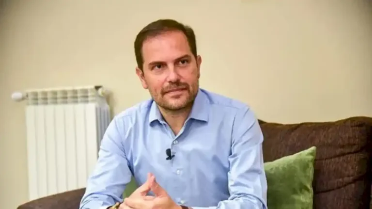 renuncio-martin-gill-al-gobierno,-para-afrontar-el-juicio-por-violencia-de-genero-en-su-contra