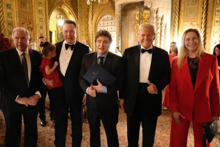 Milei tuvo su esperado encuentro con Trump y Elon Musk: «Las fuerzas del cielo están de nuestro lado