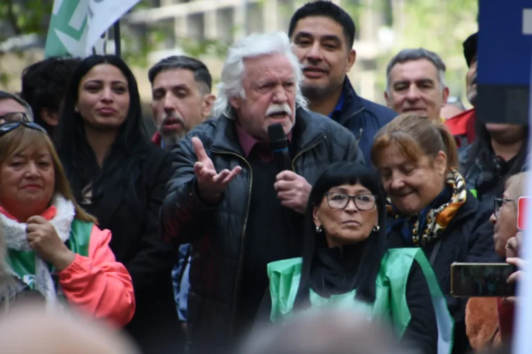 Masiva asamblea del Suoem: «Este plan de lucha no se levanta sin una solución», aseguró Daniele