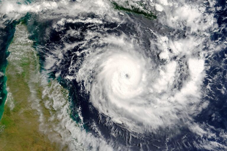 Inminente llegada: qué es y qué consecuencias trae el fenómeno climático La Niña»
