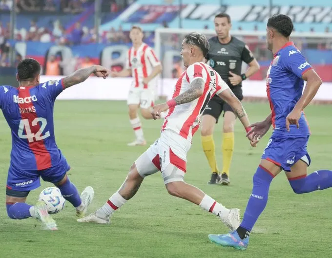 Pálido empate de Instituto en su visita a Tigre