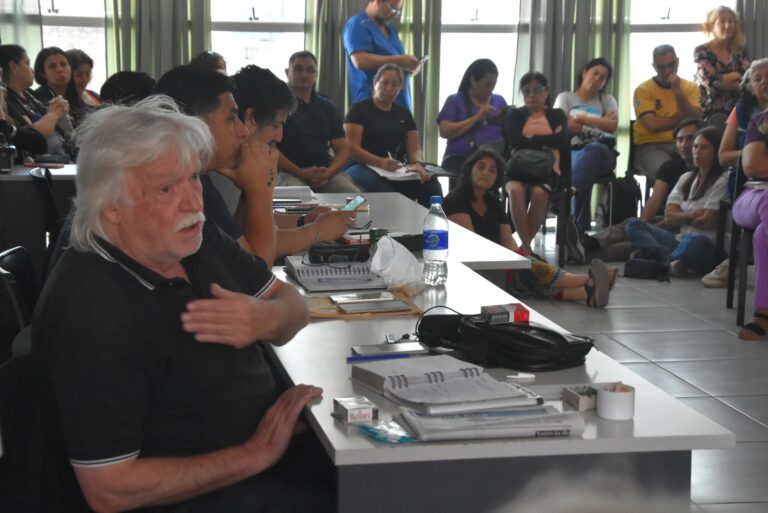 El Suoem aceptó un pago a cuenta remunerativo y continúan las tratativas salariales con la Municipalidad