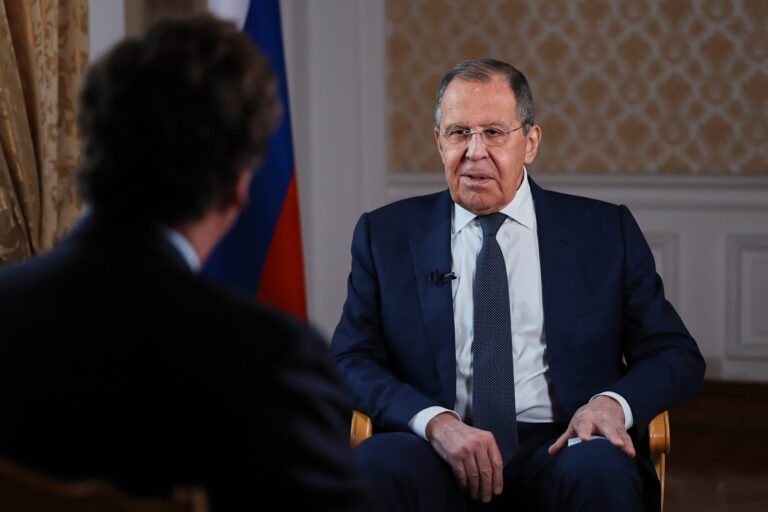 Ministro de Exteriores ruso: Moscú empleará «todos los medios» para defender sus intereses