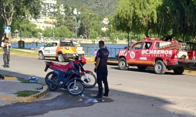 Chocaron dos motos en la costanera del San Roque