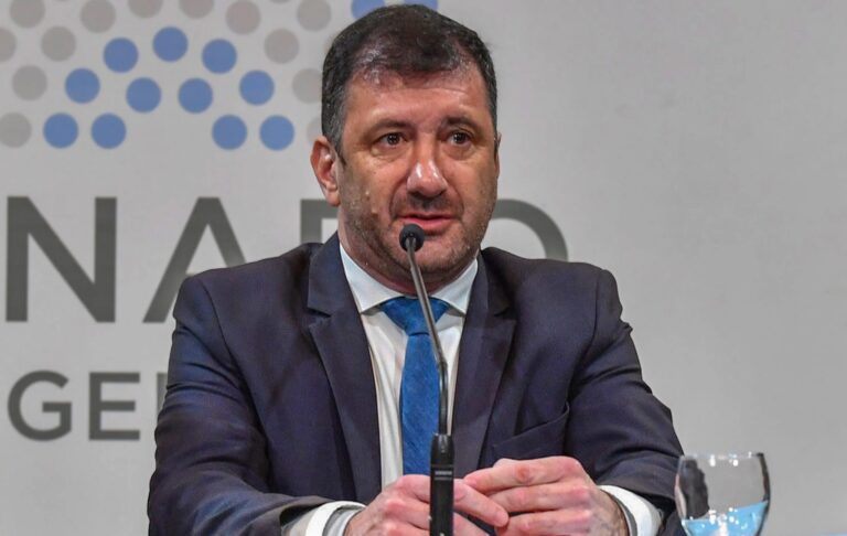 En sesión especial del Senado, el PJ pide la expulsión de Kueider y el oficialismo impulsa una suspensión