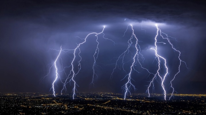Trágica tormenta en Córdoba: murió tras ser alcanzado por un rayo