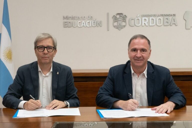 Firman Convenio de Colaboración entre el ministerio de Educación y la UNC
