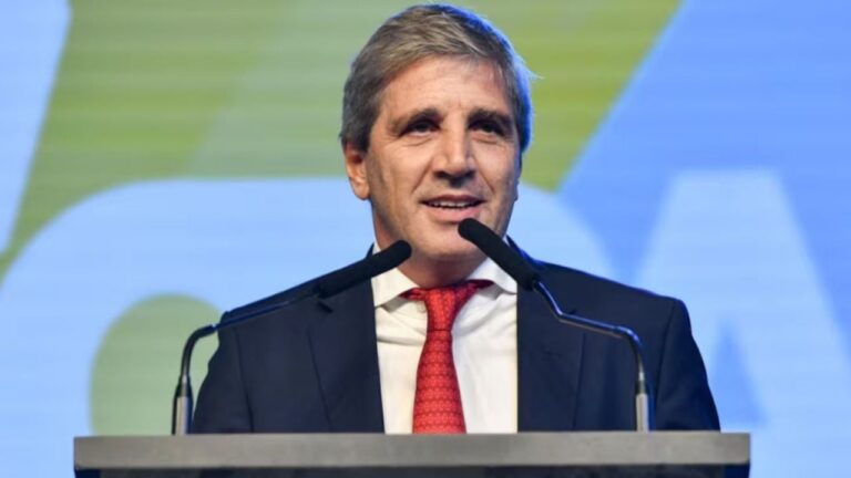 Caputo dijo que el acuerdo con el FMI se logrará en el primer cuatrimestre de 2025