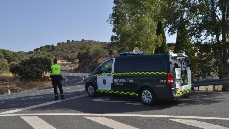 La Guardia Civil investiga a un conductor por herir gravemente a un ciclista en la CO-3205