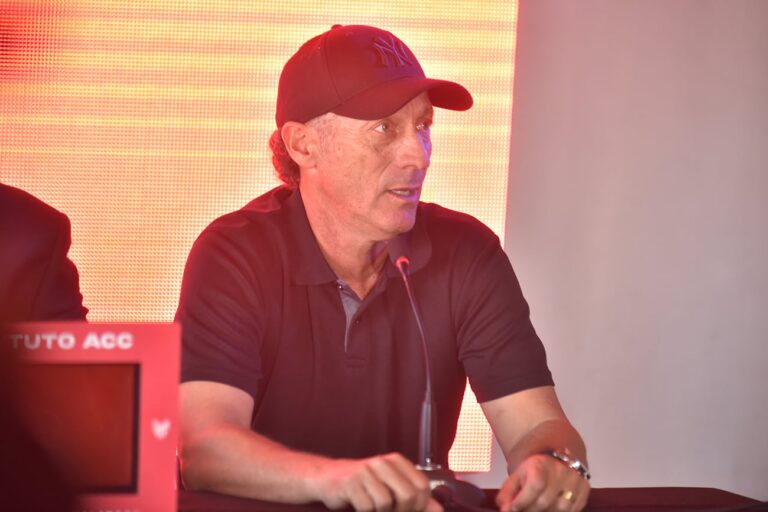 Lo primero de Troglio como DT Instituto: Me sedujo el plantel y el club