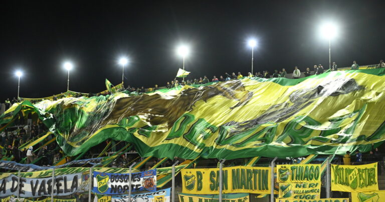 Defensa, sin DT y la urgencia de un cambio de rumbo