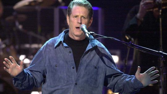 Murió Brian Wilson la mente brillante creadora de The Beach Boys