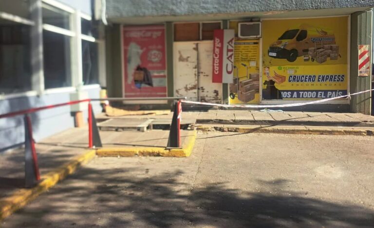 Robo millonario en la Terminal de Ómnibus: hicieron dos boquetes y saquearon locales