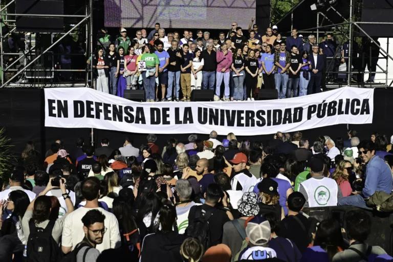 Convocaron a una nueva Marcha Federal Universitaria esta semana por reclamo salarial
