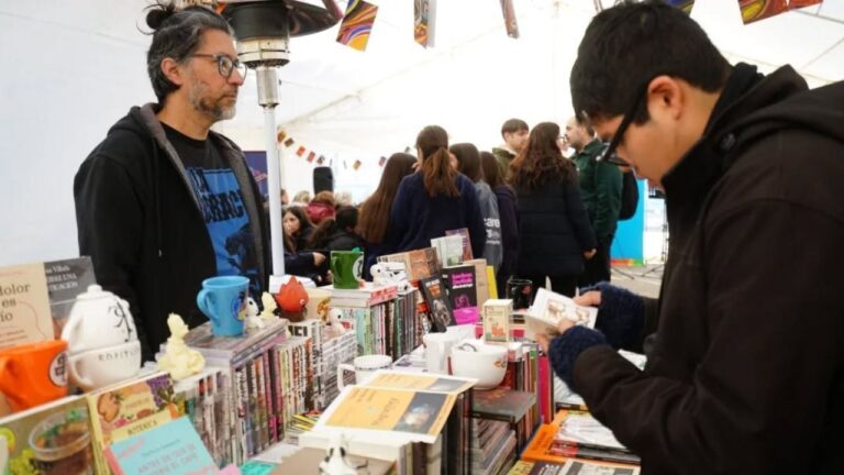 Inauguró la Feria del Libro Valle Hermoso 2025