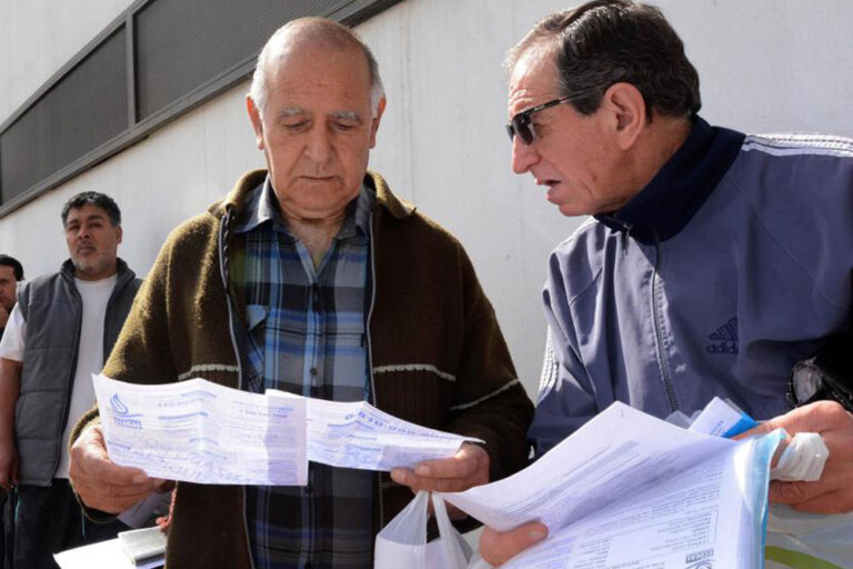 De nuevo: julio llega con aumentos en alquileres, agua, gas, luz, educación, combustibles y salud