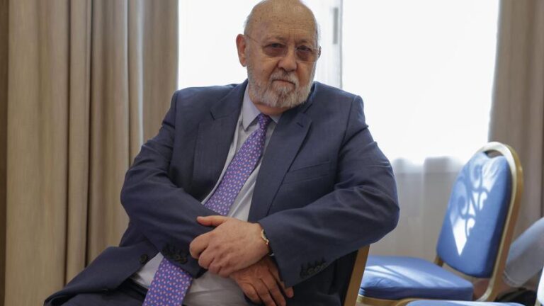 Tezanos, presidente del CIS, sugiere que el caso Koldo podría ser un «montaje»