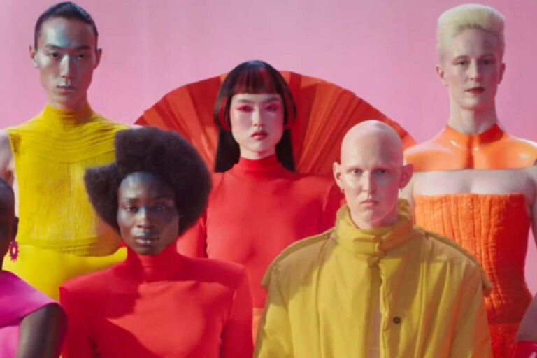 Las ventas de Jaguar se desplomaron más de un 97% tras su campaña publicitaria ‘woke’