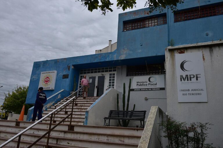 Dos policías detenidos en Río Tercero: se investiga presunta venta de rodados secuestrados