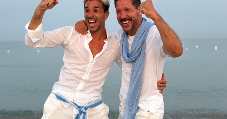 El glamoroso festejo de cumpleaños de Giovanni Simeone en una isla de Italia