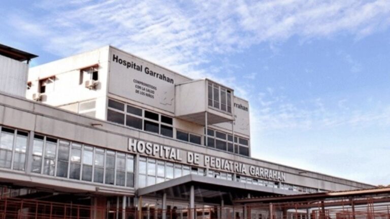 Los trabajadores del Hospital Garrahan vuelven a parar para reclamar aumentos