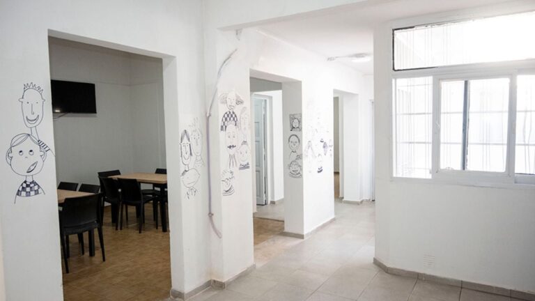 De paredes frías a hogares con alma: 15 residencias refuncionalizadas