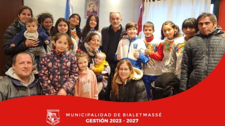 Jugadoras de Bialet Massé competirán en el Torneo Nacional de Hockey Social
