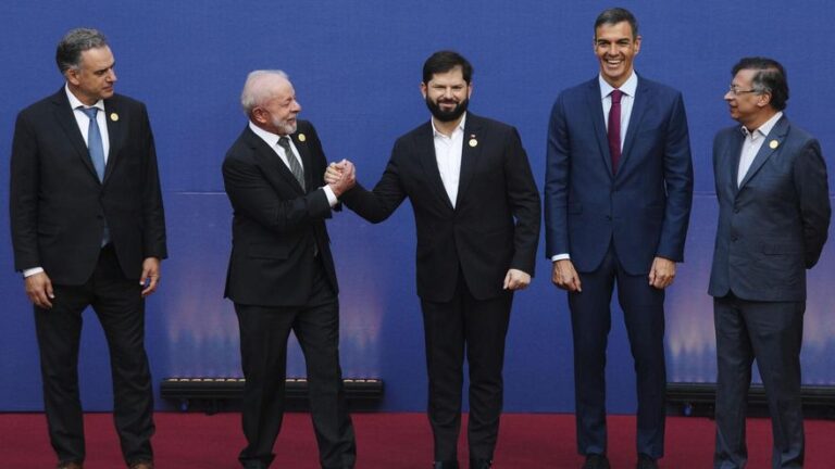 Sánchez recoge el testigo en Chile para organizar la próxima cumbre contra la ola ultra: Es hora de pasar a la ofensiva