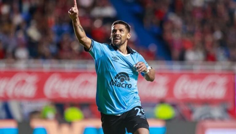 La delantera de Belgrano en jaque