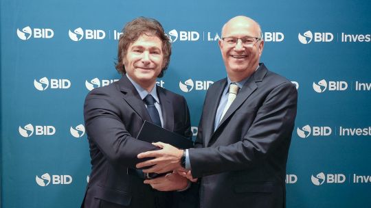El BID aprobó dos préstamos por US$ 1.200 millones para Argentina