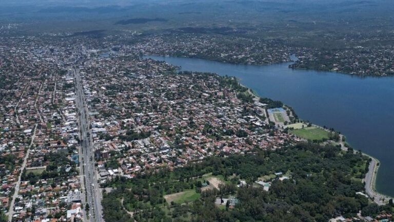 Tras un domingo helado, suben las temperaturas en la ciudad