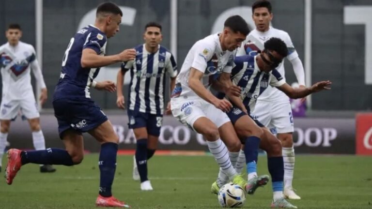 Con un hombre menos, Talleres rescató un empate ante Godoy Cruz