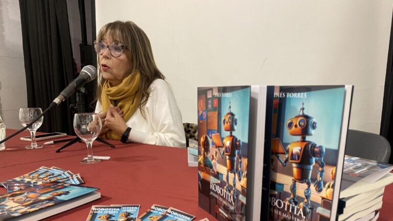 Inés Torres: Robotita abre el debate sobre la educación y la Inteligencia artificial