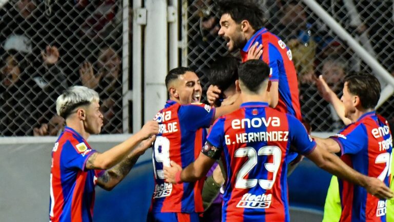 Tras vencer a Vélez, San Lorenzo acomoda su presente y es líder del Grupo B