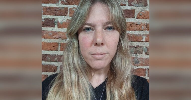 Su papá murió por fentanilo contaminado y junto a otras familias hizo una guía para casos sospechosos