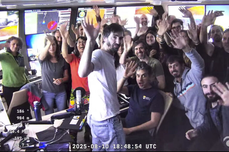 Tras la expedición, el equipo de científicos del Conicet llegó al puerto de Buenos Aires