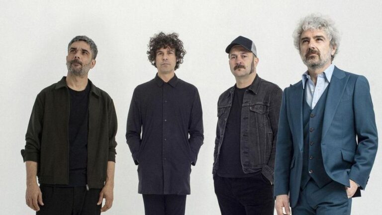 Luis Rodríguez, guitarrista de la banda de rock León Benavente: «León Benavente somos como un matrimonio a cuatro, pero sin sexo»