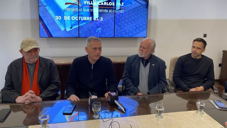 Villa Carlos Paz presentó la segunda edición de la Feria Internacional del Libro