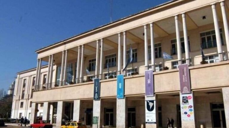 Senadores aprobaron la ley que blinda los presupuestos universitarios