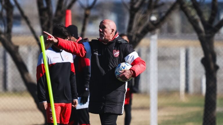 Instituto visita a San Lorenzo en busca de la recuperación