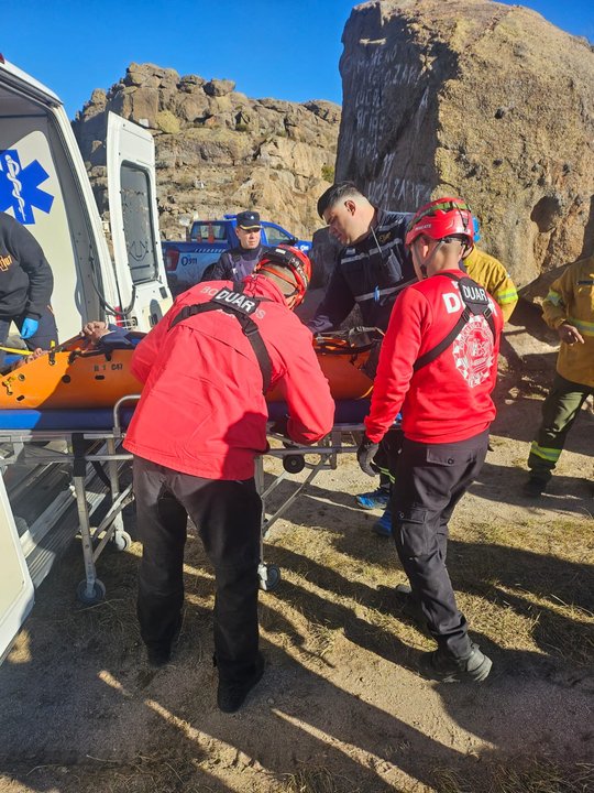 Hospitalizan a un parapentista tras un accidente en el interior de Córdoba