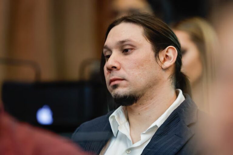 Nicolás Carrizo le pidió disculpas a Cristina Fernández y se desligó de Sabag Montiel