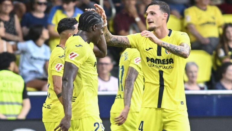 El Villarreal destruye al Girona con una ‘manita’ liderada por el ‘hat trick’ de Buchanan