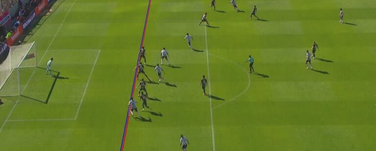 Polémica en Santa Fe: el VAR avaló un gol de Unión que generó reclamos en Huracán