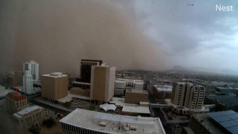 Impactante ‘timelapse’ de una tormenta de polvo que cubre Phoenix