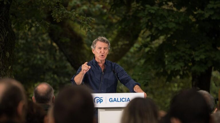 Feijóo: «España tendrá un horizonte porque el gobierno es pasado, es caduco y el gobierno huele a rancio»