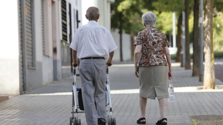 Los cordobeses se jubilan casi un año más tarde que hace un lustro