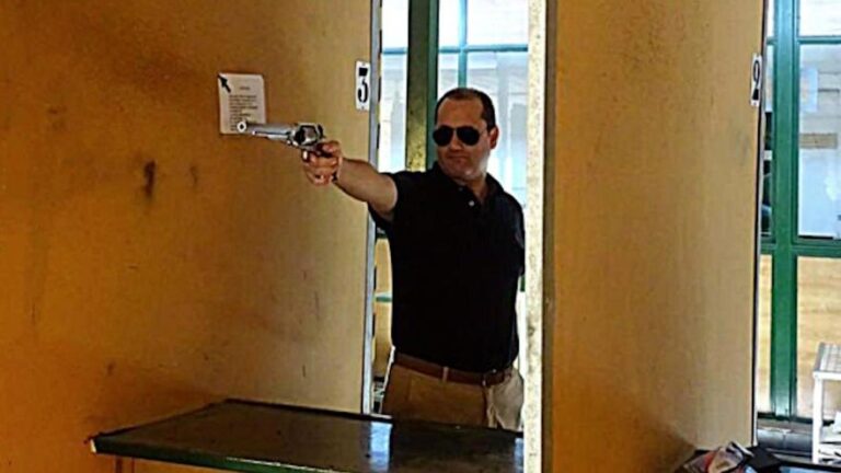 Vas a la tele y montas un cacao maravillao