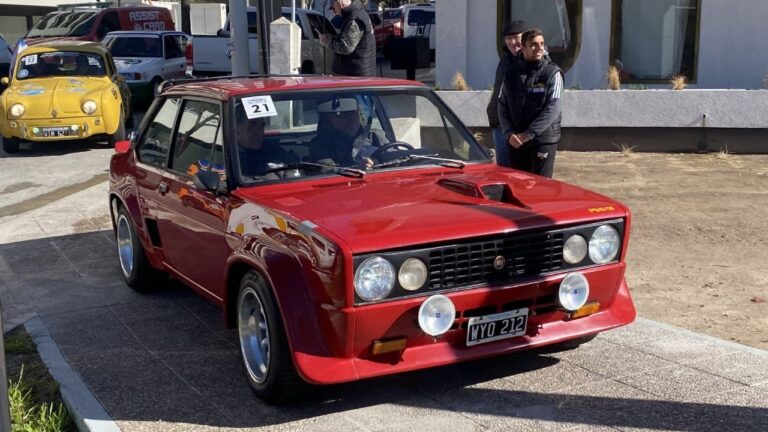 Carlos Paz comienza a vibrar al ritmo de las Leyendas del Rally