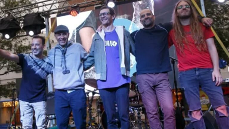 Vuelve La Desatanudos a Córdoba con un potente concierto en el Teatro Real